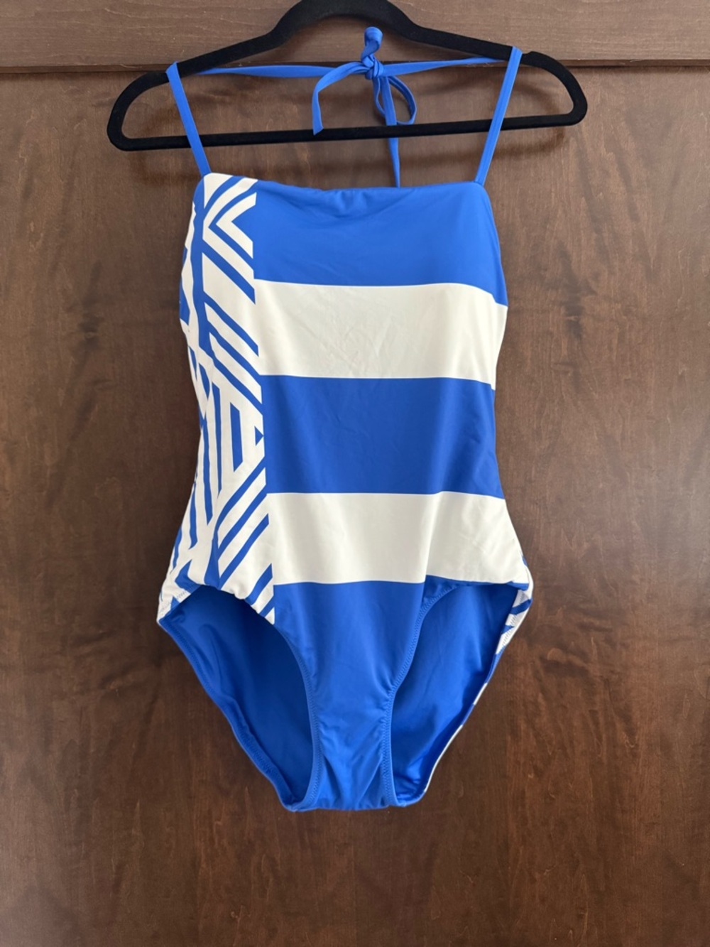 NWT Vince Camuto Reversible One Piece Swimsuit - Geo Placement